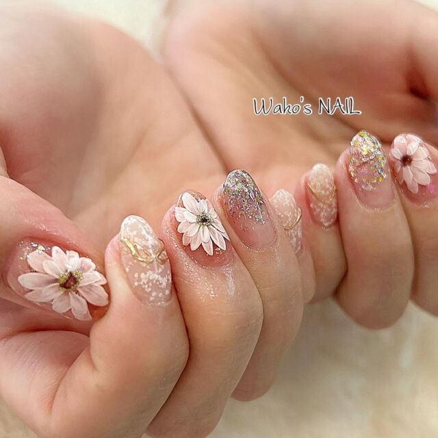 ❤️

ご新規のお客様ネイル💅✨

ご来店ありがとうございました😊
また来月もお会い出来るのを楽しみにしてます♡

• ✤ • • • · ·· · • • • ✤ • • • · ·· · • • • ✤ • • • · ·· · • • • ✤

◯Wako's NAIL◯

【店休日】
　水曜日・不定休

【営業時間】
　10:00〜18:00

【アクセス】

千葉県船橋市金杉5丁目（詳細は予約確定時に配信されます）
　新京成電鉄　滝不動駅　徒歩15分
　新京成バス　金杉台団地入口　徒歩3秒

#秋ネイル #手描きネイル #定額ネイル #フラワーネイル #マグネットネイル #船橋市ネイルサロン #金杉ネイルサロンwakosnail #大人可愛いネイル #大人上品ネイル #大人綺麗ネイル #定額ネイル #滝不動駅 #フィルイン　#金杉台団地